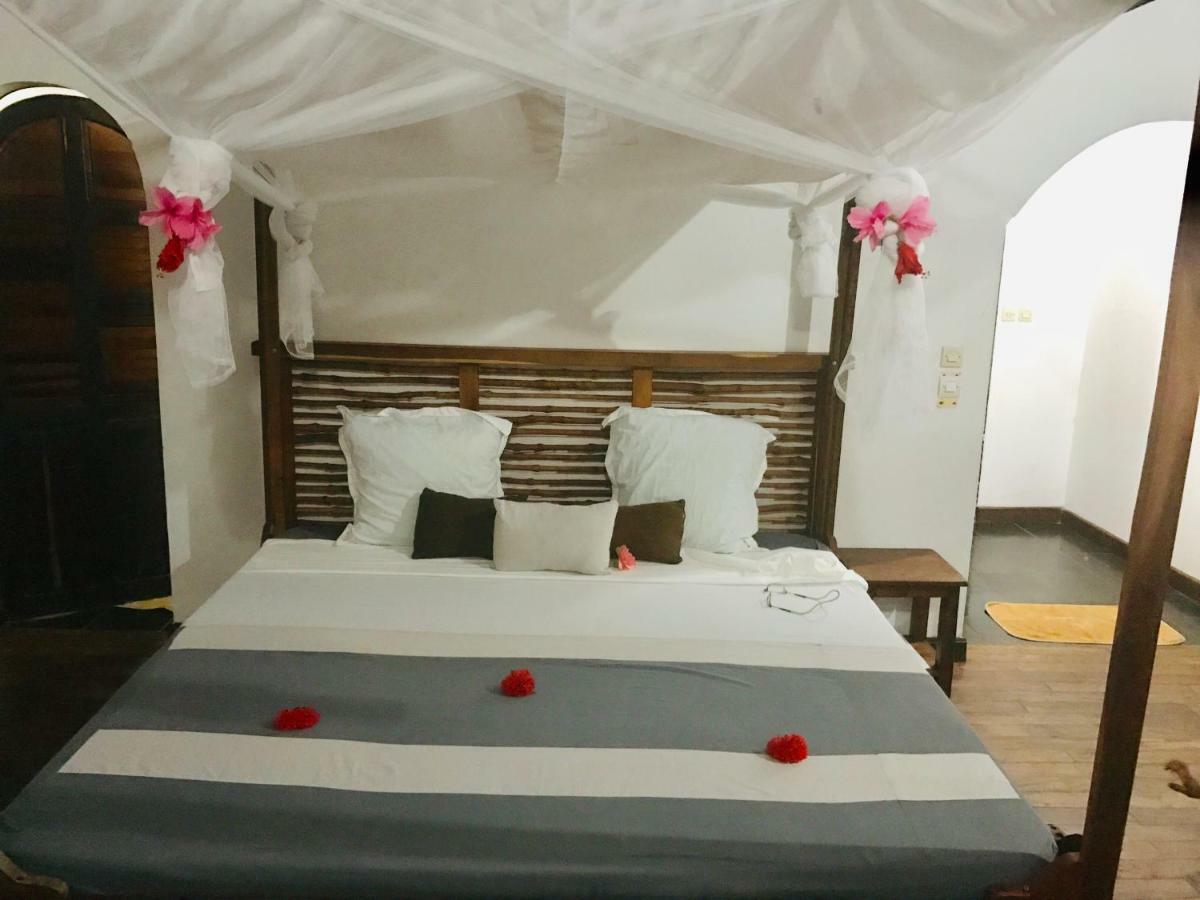 Hotel Ocean Beach Sakatia Nosy-Be Εξωτερικό φωτογραφία